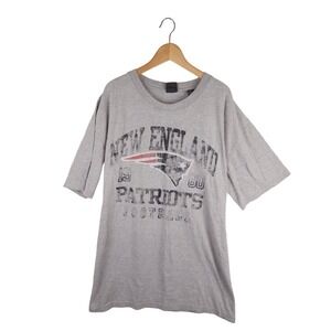 New England Patriots NFL Team Apparel Gray T-Shirt Mens 4X Big Y2K Distressed